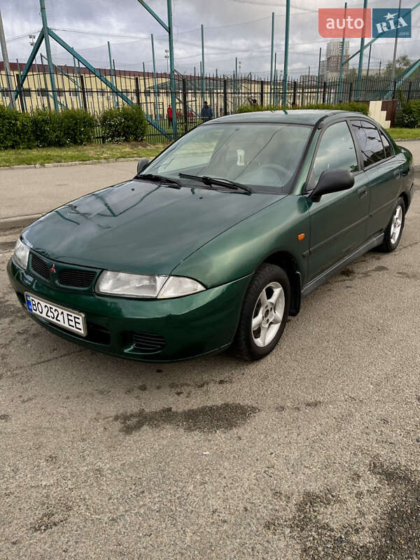 Mitsubishi Carisma (1998)