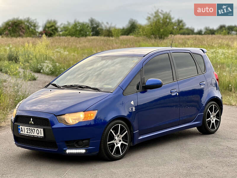 Mitsubishi Colt (2009)