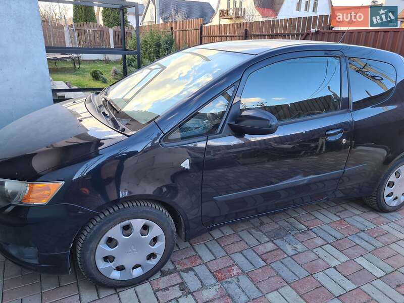 Mitsubishi Colt (2010)