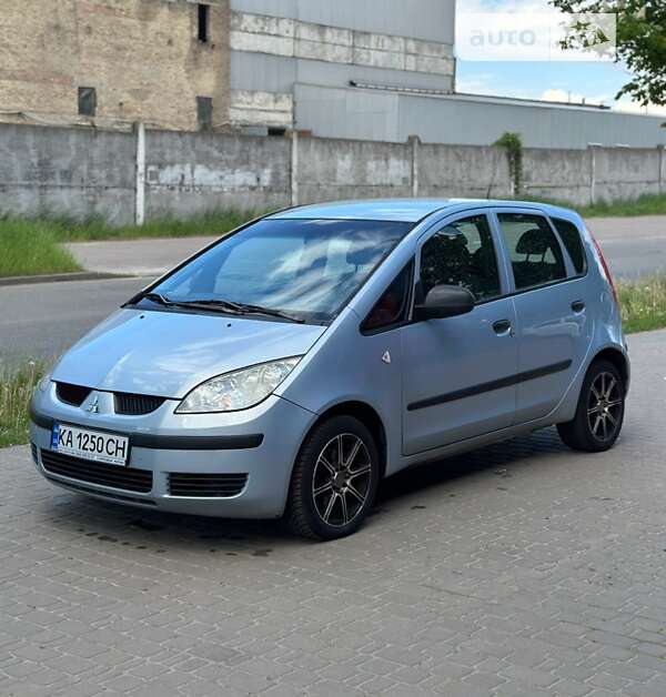 Mitsubishi Colt (2005)