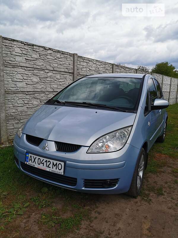 Mitsubishi Colt (2006)