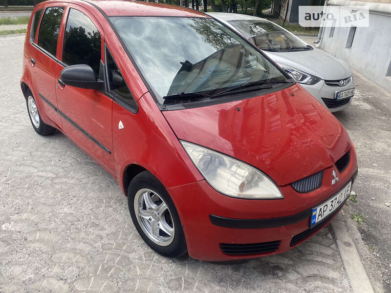 Mitsubishi Colt (2006)