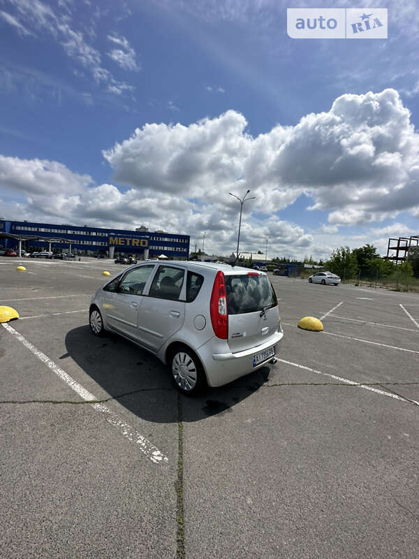 Mitsubishi Colt (2005)