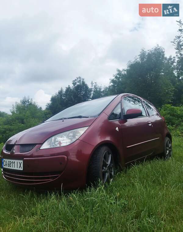 Mitsubishi Colt (2005)