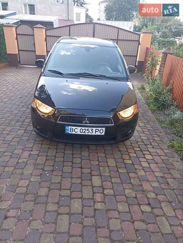 Mitsubishi Colt (2012)