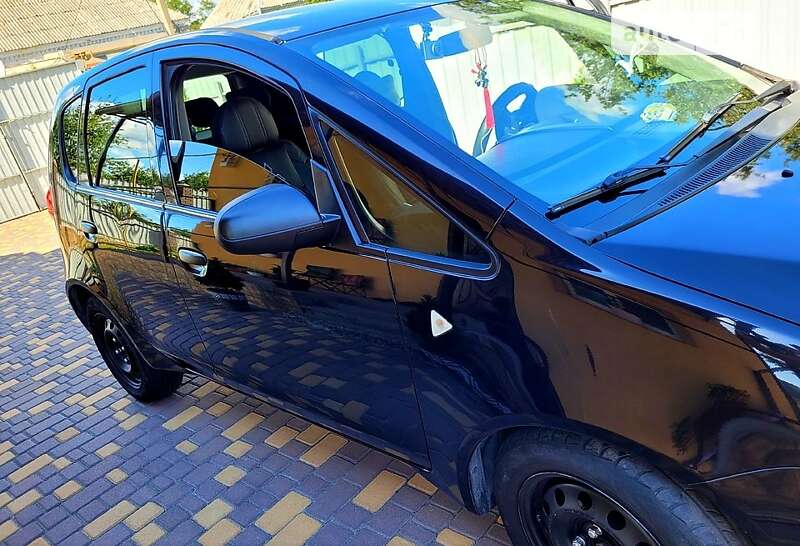 Mitsubishi Colt (2009)