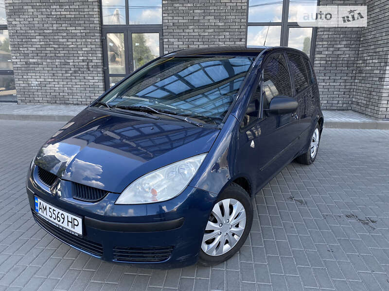 Mitsubishi Colt (2005)