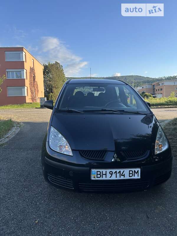 Mitsubishi Colt (2008)