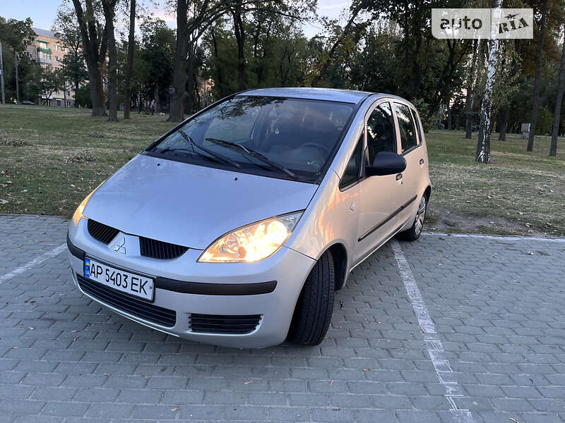 Mitsubishi Colt (2006)