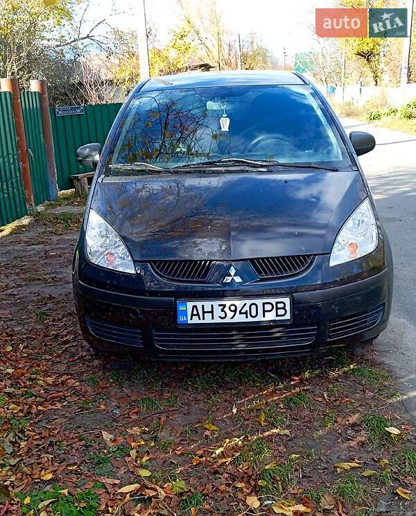 Mitsubishi Colt (2008)