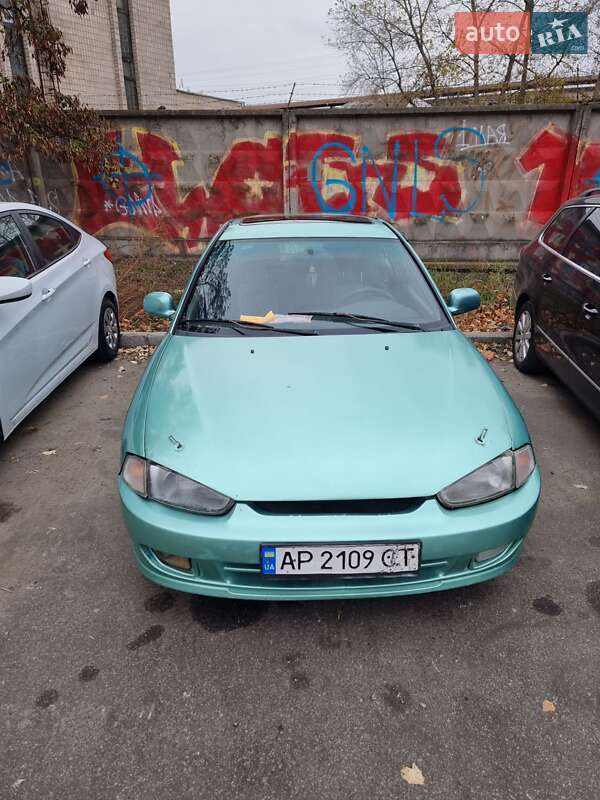Mitsubishi Colt (1996)