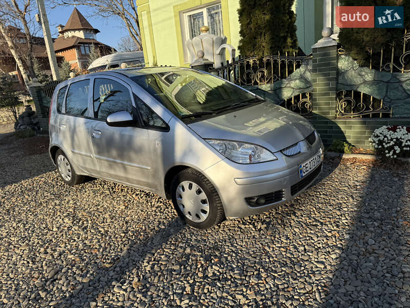 Mitsubishi Colt (2008)