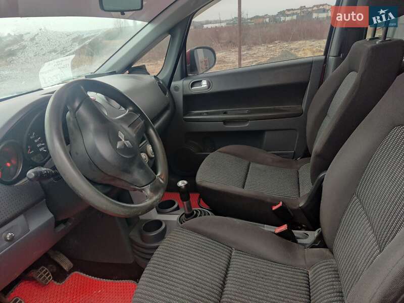 Mitsubishi Colt (2007)