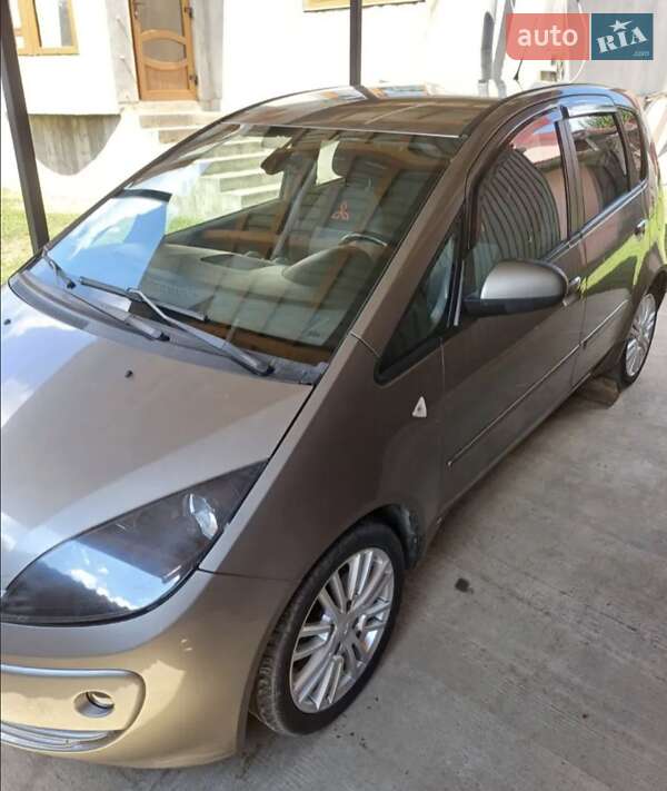 Mitsubishi Colt (2007)