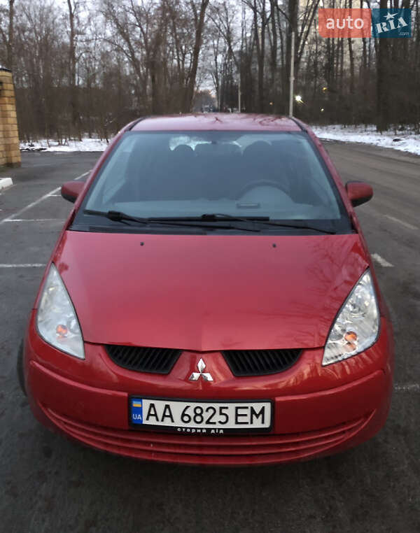Mitsubishi Colt (2008)