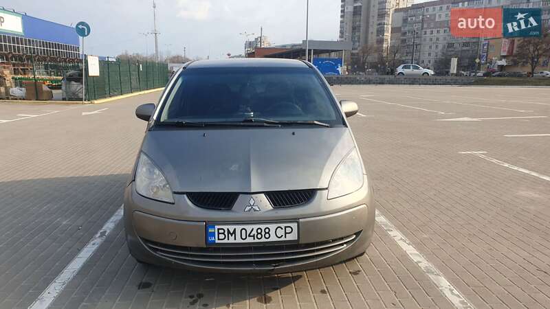 Mitsubishi Colt (2008)