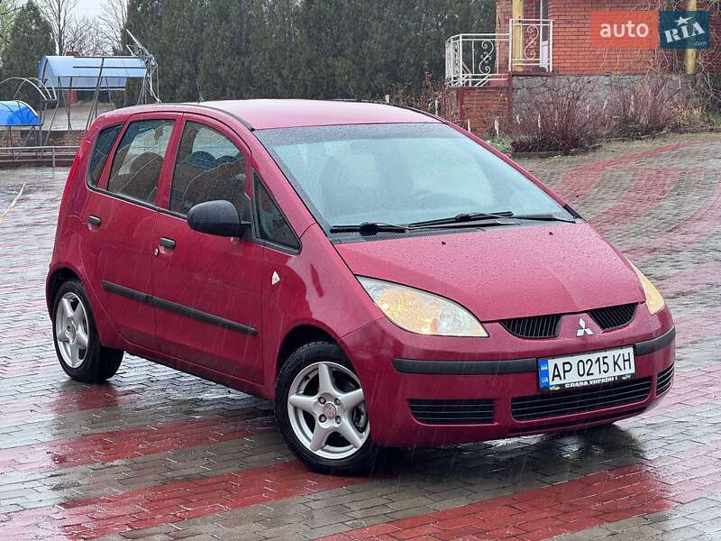 Mitsubishi Colt (2008)