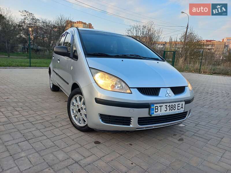 Mitsubishi Colt (2005)