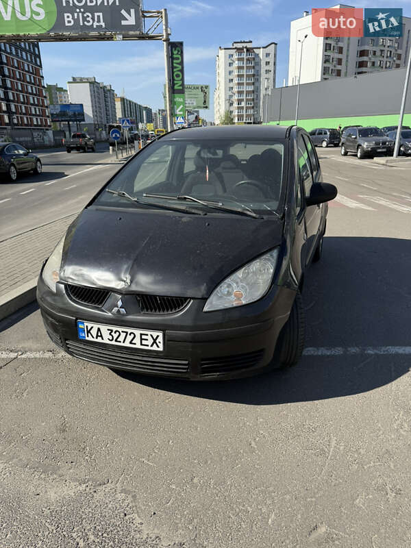 Mitsubishi Colt (2008)