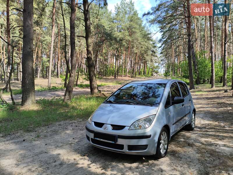 Mitsubishi Colt (2006)