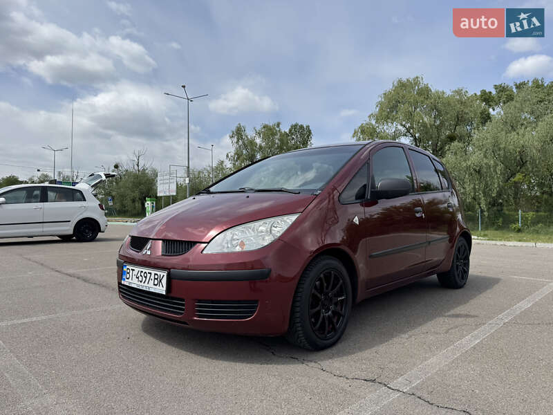 Mitsubishi Colt (2005)