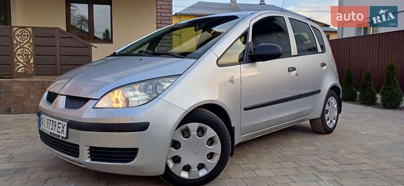 Mitsubishi Colt (2008)