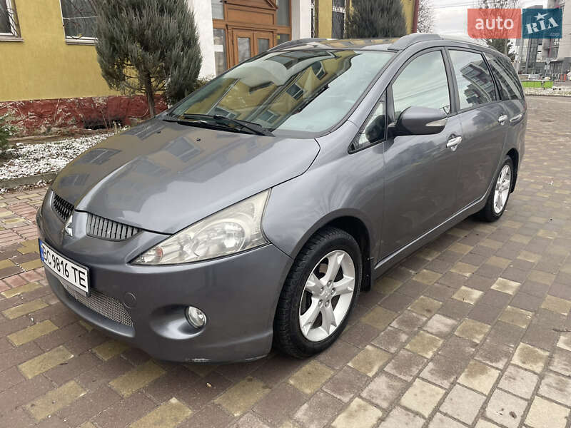Mitsubishi Grandis (2008)
