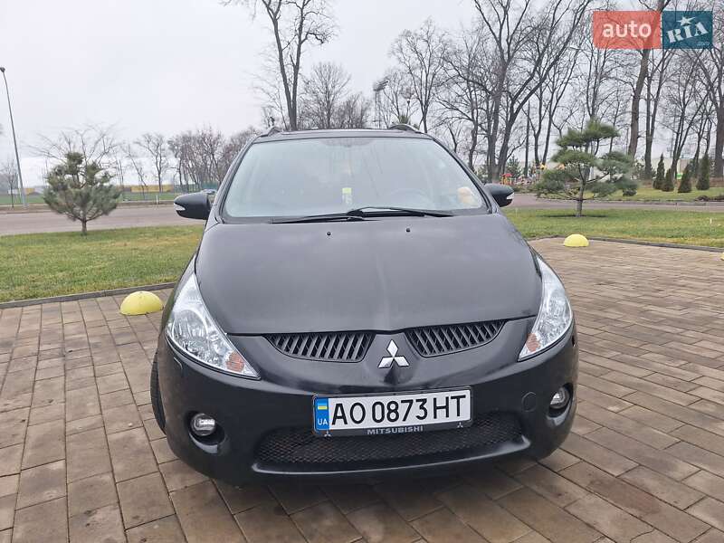 Mitsubishi Grandis (2006)