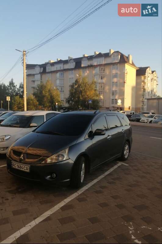 Mitsubishi Grandis (2006)