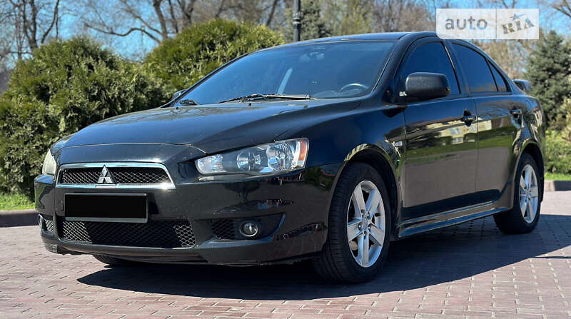 Mitsubishi Lancer x (2011)