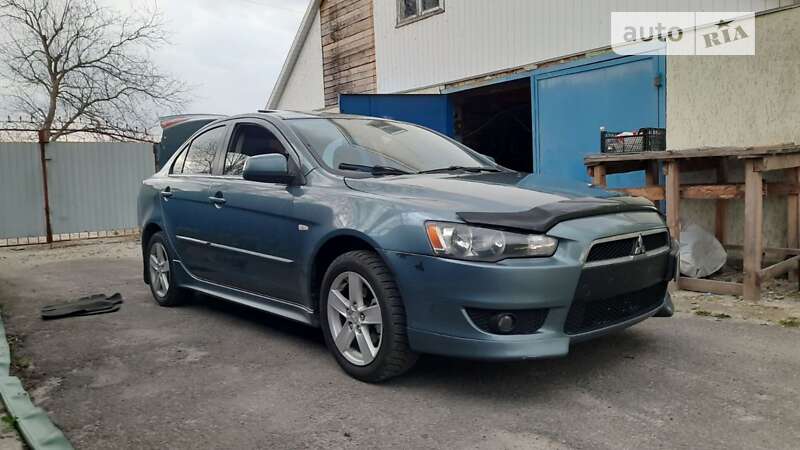 Mitsubishi Lancer x (2008)