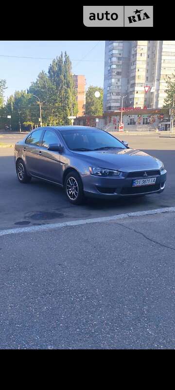 Mitsubishi Lancer x (2007)