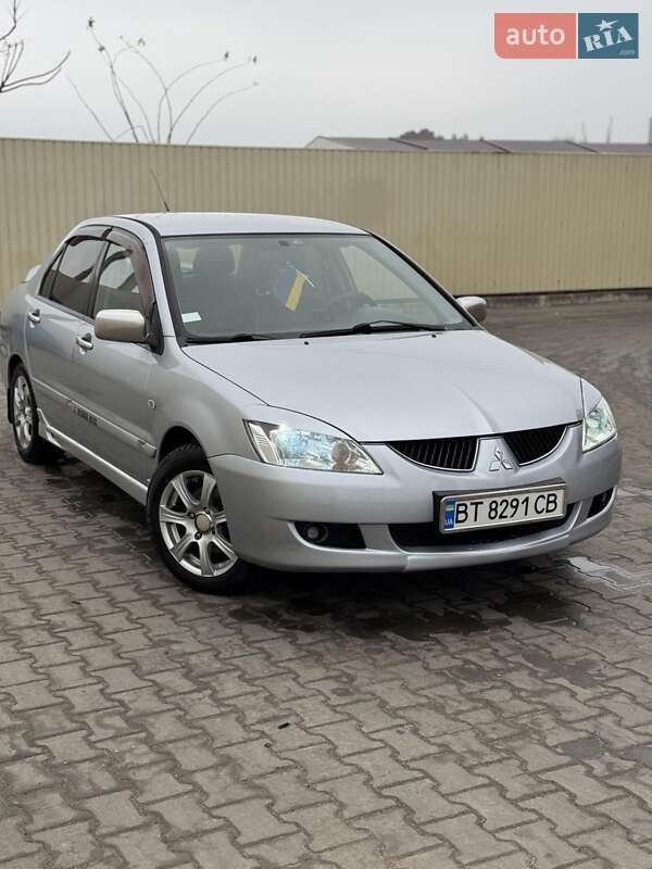 Mitsubishi Lancer (2004)