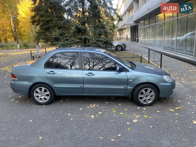 Mitsubishi Lancer (2008)