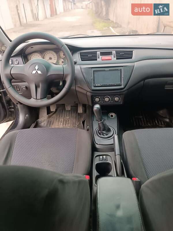 Mitsubishi Lancer (2006)