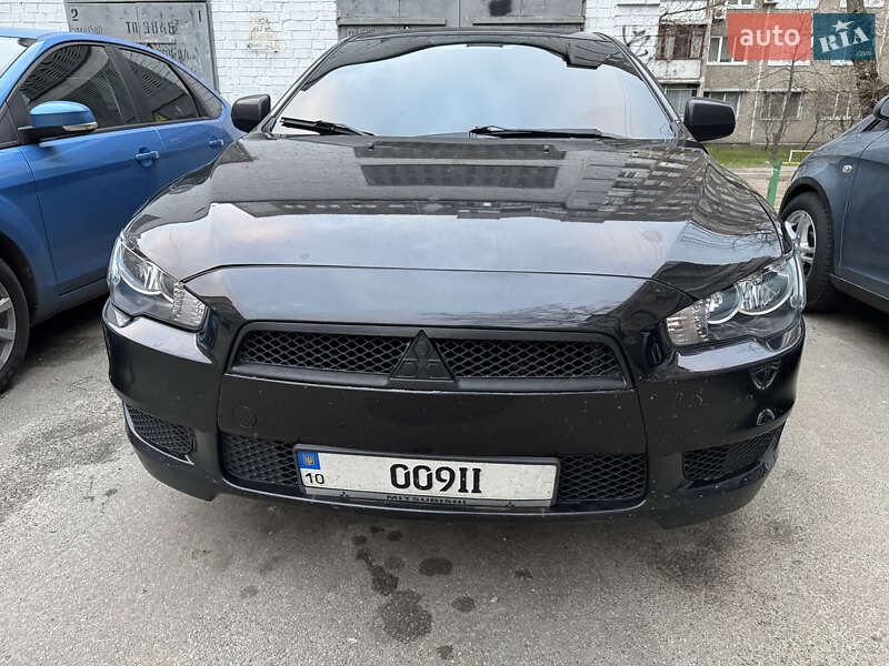 Mitsubishi Lancer (2012)