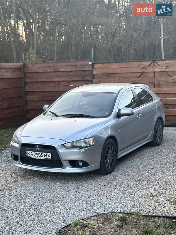 Mitsubishi Lancer (2009)
