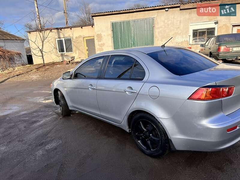 Mitsubishi Lancer (2009)