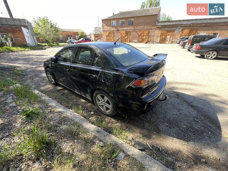 Mitsubishi Lancer (2012)