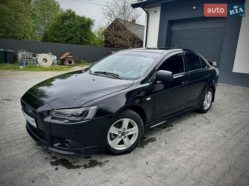 Mitsubishi Lancer (2012)