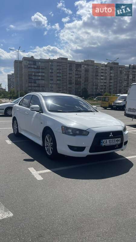 Mitsubishi Lancer (2014)