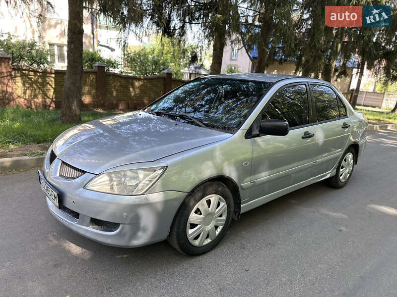 Mitsubishi Lancer (2004)