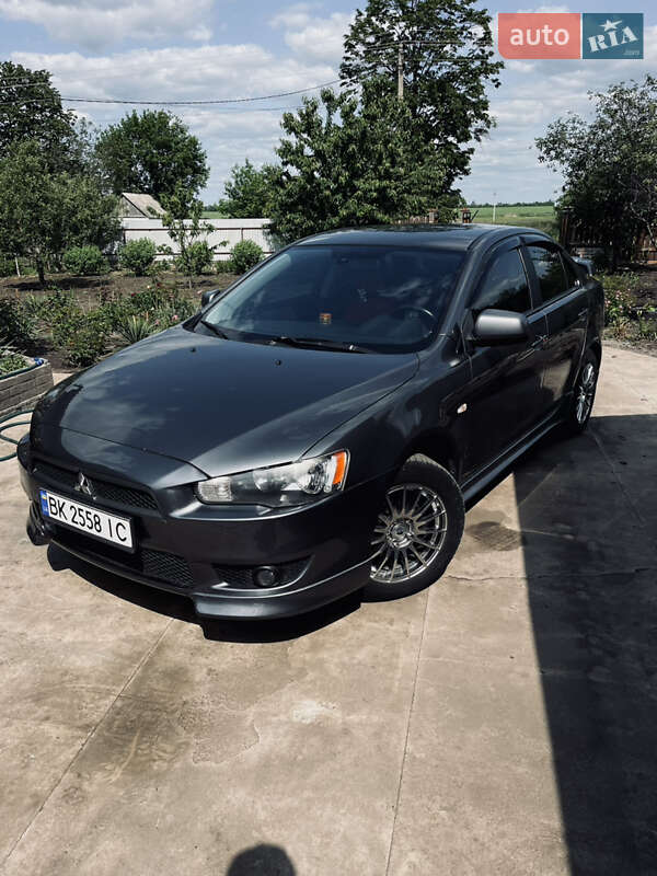 Mitsubishi Lancer (2009)
