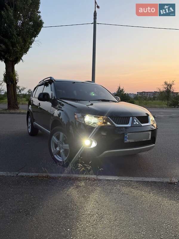 Mitsubishi Outlander xl (2008)
