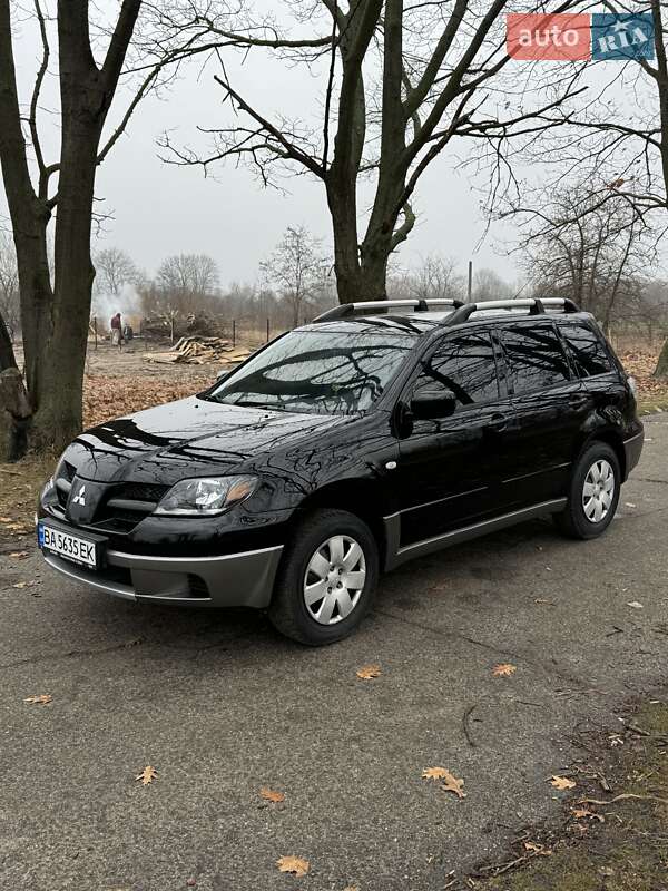 Mitsubishi Outlander (2004)