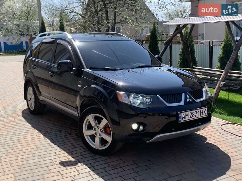 Mitsubishi Outlander (2007)