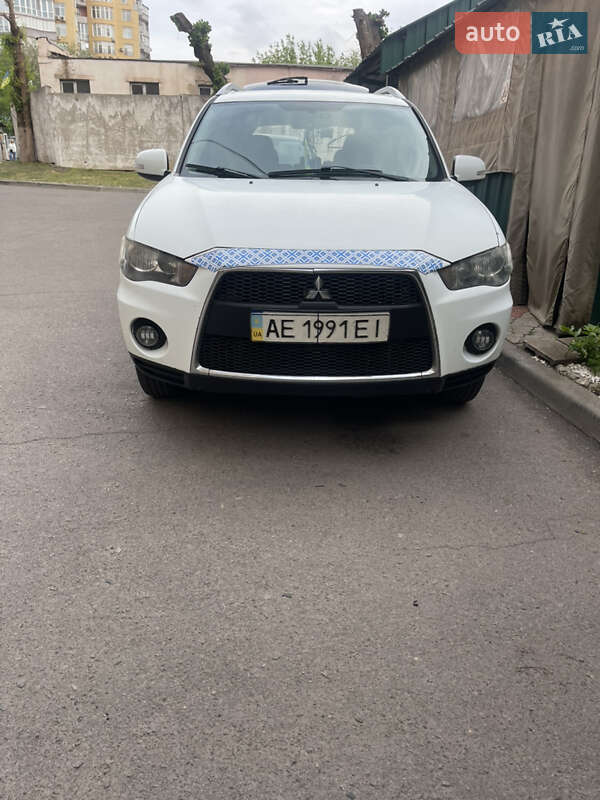Mitsubishi Outlander (2010)