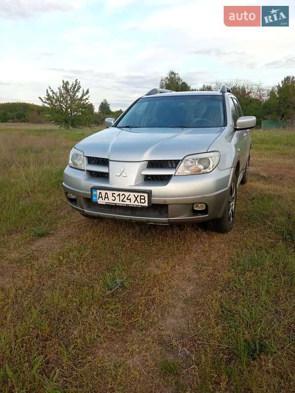 Mitsubishi Outlander (2006)
