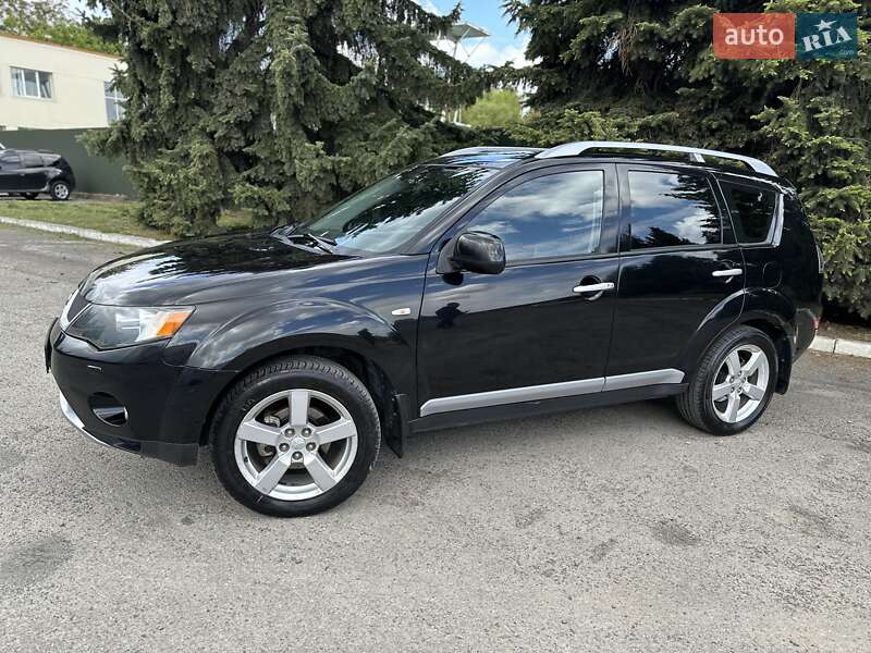 Mitsubishi Outlander (2008)