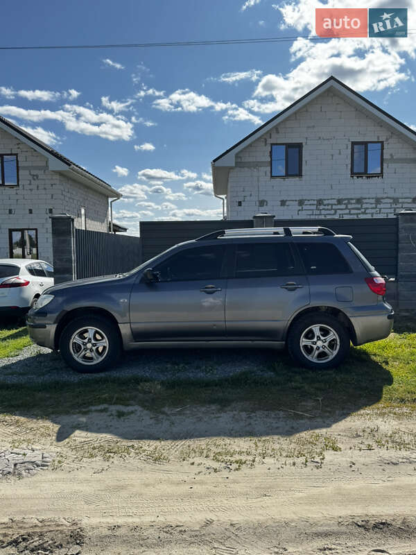 Mitsubishi Outlander (2006)